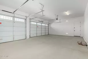 24054 N 171st Dr, Surprise, AZ 85387 - Photo 35