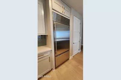 8 Biltmore Estate #325, Phoenix, AZ 85016 - Photo 5