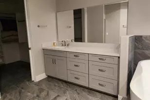 8 Biltmore Estate, Phoenix, AZ 85016 - Photo 17