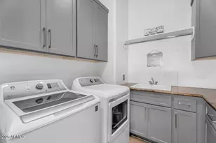 3675 N 59th Pl, Phoenix, AZ 85018 - Photo 33