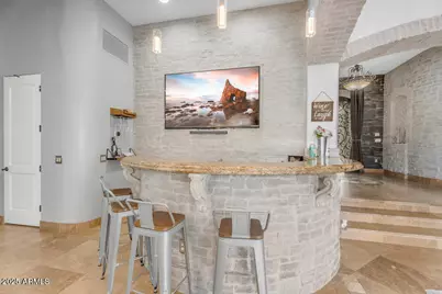 3675 N 59th Place, Phoenix, AZ 85018 - Photo 13