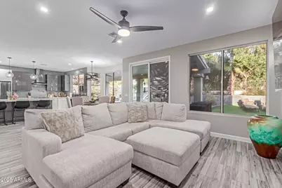 21121 N 63rd Drive, Glendale, AZ 85308 - Photo 11