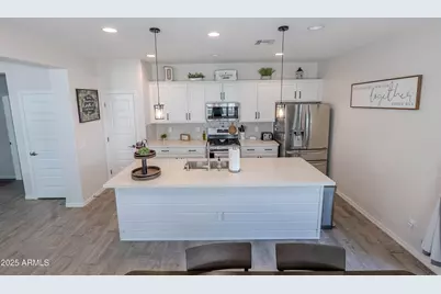 25202 N 142nd Drive, Surprise, AZ 85387 - Photo 9