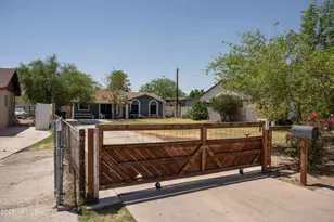 1108 S Lebanon Ln, Tempe, AZ 85288 - Photo 1