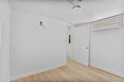 32455 S Lisa Drive, Black Canyon City, AZ 85324 - Photo 11