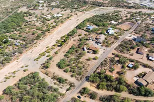 32455 S Lisa Dr, Black Canyon City, AZ 85324 - Photo 17