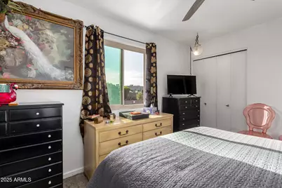 2431 E Tracy Lane #1, Phoenix, AZ 85032 - Photo 15