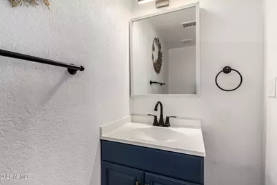 2431 E Tracy Lane #1, Phoenix, AZ 85032 - Photo 17