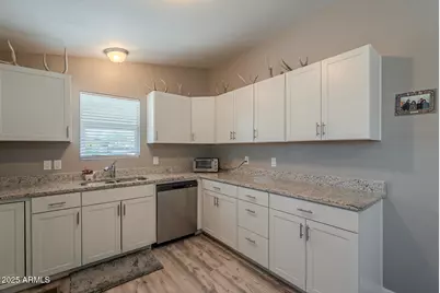 10951 N 91st Avenue #32, Peoria, AZ 85345 - Photo 9