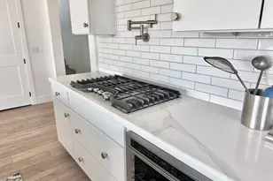 2725 E Derringer Ct, Gilbert, AZ 85297 - Photo 11