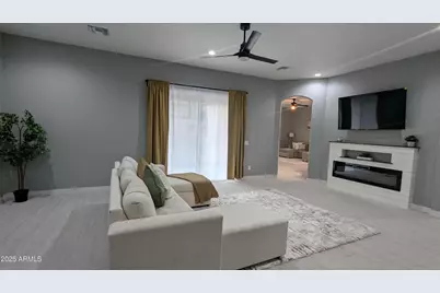 7517 N 86 Avenue, Glendale, AZ 85305 - Photo 3