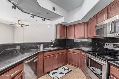 4644 N 22nd Street #1137, Phoenix, AZ 85016 - Photo 11