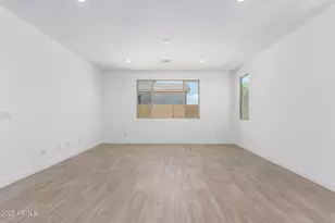 15810 W Bronco Trl, Surprise, AZ 85387 - Photo 11