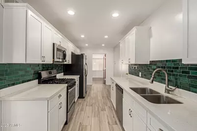 2808 W Lawrence Road, Phoenix, AZ 85017 - Photo 9