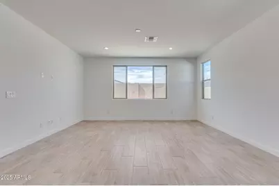 15834 W Bronco Trail, Surprise, AZ 85387 - Photo 7