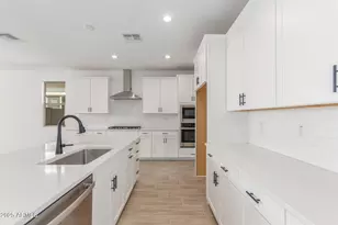 15834 W Bronco Trl, Surprise, AZ 85387 - Photo 3