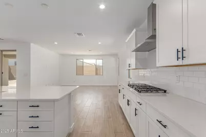 15834 W Bronco Trail, Surprise, AZ 85387 - Photo 5