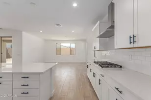 15834 W Bronco Trl, Surprise, AZ 85387 - Photo 5