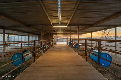 17789 W Peakview Road, Surprise, AZ 85387 - Photo 9