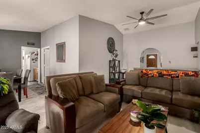 2324 E Cortez Street, Phoenix, AZ 85028 - Photo 9