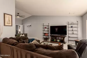 2324 E Cortez St, Phoenix, AZ 85028 - Photo 3