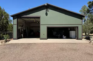 3050 Chevelon Rd, Overgaard, AZ 85933 - Photo 31