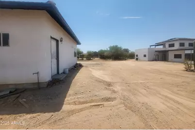 3215 N 83rd Street, Mesa, AZ 85207 - Photo 11