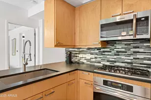 7131 E Rancho Vista Dr, Scottsdale, AZ 85251 - Photo 21