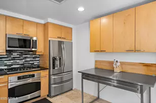 7131 E Rancho Vista Dr, Scottsdale, AZ 85251 - Photo 21