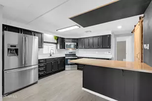 9472 E Escondido Ave, Mesa, AZ 85208 - Photo 13