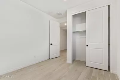 21301 W Roanoke Avenue, Buckeye, AZ 85396 - Photo 33