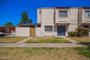 5251 N 42nd Ln, Phoenix, AZ 85019 - Photo 1