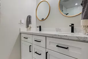 1849 E Watson Dr, Tempe, AZ 85283 - Photo 19