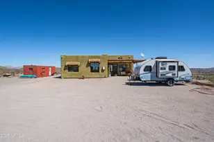 42617 Hovatter Rd, Salome, AZ 85348 - Photo 3