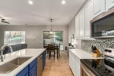 3419 W Zuni Brave Trail, Phoenix, AZ 85086 - Photo 13