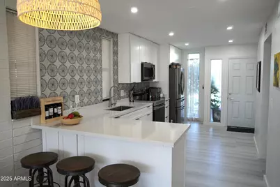 3650 E Montecito Avenue #4, Phoenix, AZ 85018 - Photo 11