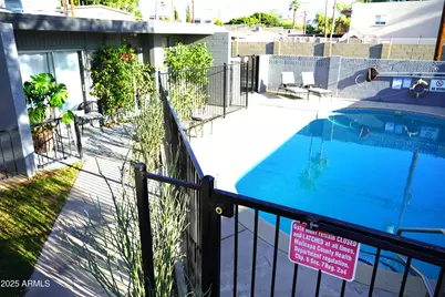 3650 E Montecito Avenue #4, Phoenix, AZ 85018 - Photo 5