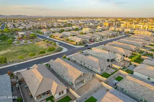 15236 W Portland St, Goodyear, AZ 85338 - Photo 41