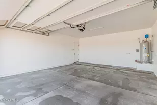 22352 W Daley Ln, Surprise, AZ 85387 - Photo 31