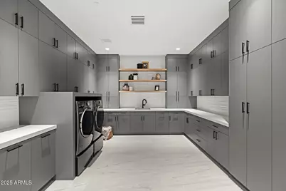 7001 E Paradise Drive, Scottsdale, AZ 85254 - Photo 31