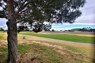 650 N Hawes Rd, Mesa, AZ 85207 - Photo 35