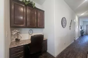 650 N Hawes Rd, Mesa, AZ 85207 - Photo 27