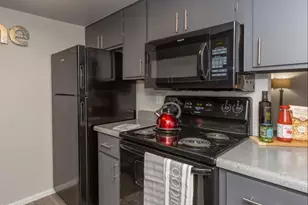 9415 N 99th Ave, Peoria, AZ 85345 - Photo 5