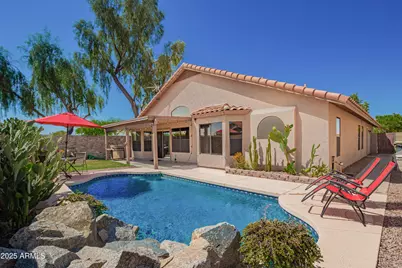 18643 N 73rd Avenue, Glendale, AZ 85308 - Photo 1