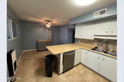 5363 N Black Canyon Highway, Phoenix, AZ 85015 - Photo 11