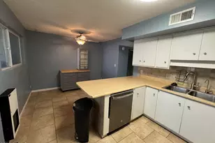 5363 N Black Cyn Hwy, Phoenix, AZ 85015 - Photo 11