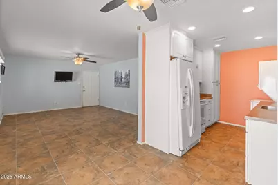 8412 E Roosevelt Street, Scottsdale, AZ 85257 - Photo 9