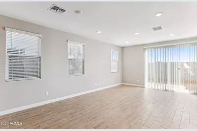 5852 E Covey Lane, Phoenix, AZ 85054 - Photo 1