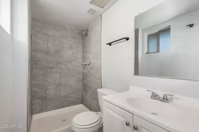 8414 W Monterosa Street, Phoenix, AZ 85037 - Photo 23