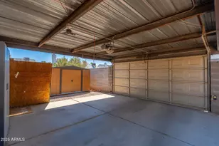 20818 N 21st Dr, Phoenix, AZ 85027 - Photo 33